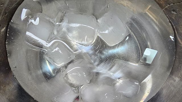 氷水での解氷